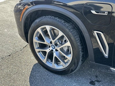 2023 BMW X5 xDrive45e