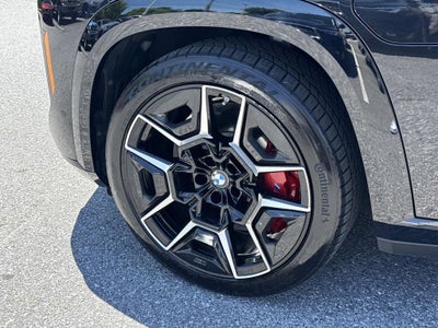 2023 BMW XM Base