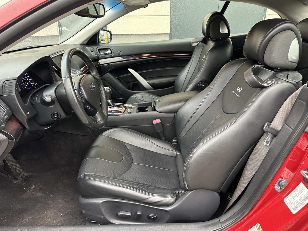 2014 INFINITI Q60 Base