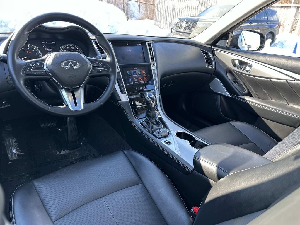 2023 INFINITI Q50 LUXE
