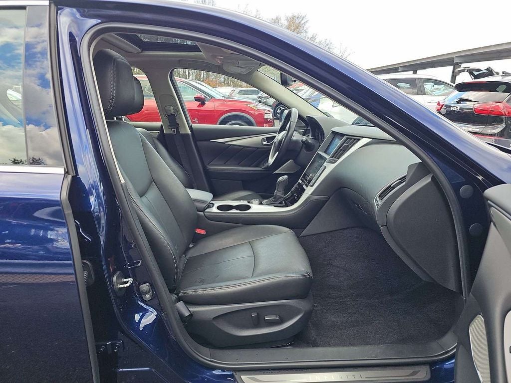 2023 INFINITI Q50 LUXE