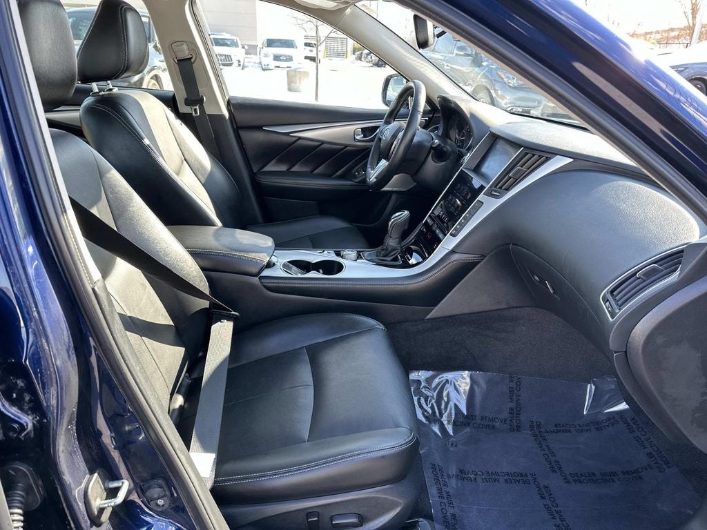 2023 INFINITI Q50 LUXE