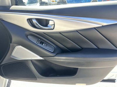 2023 INFINITI Q50 LUXE