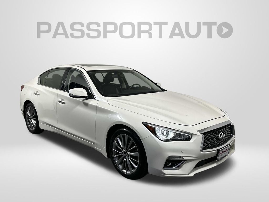 2023 INFINITI Q50 LUXE