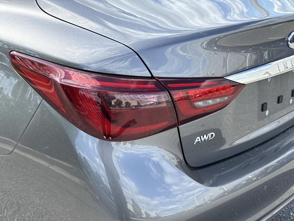 2023 INFINITI Q50 LUXE