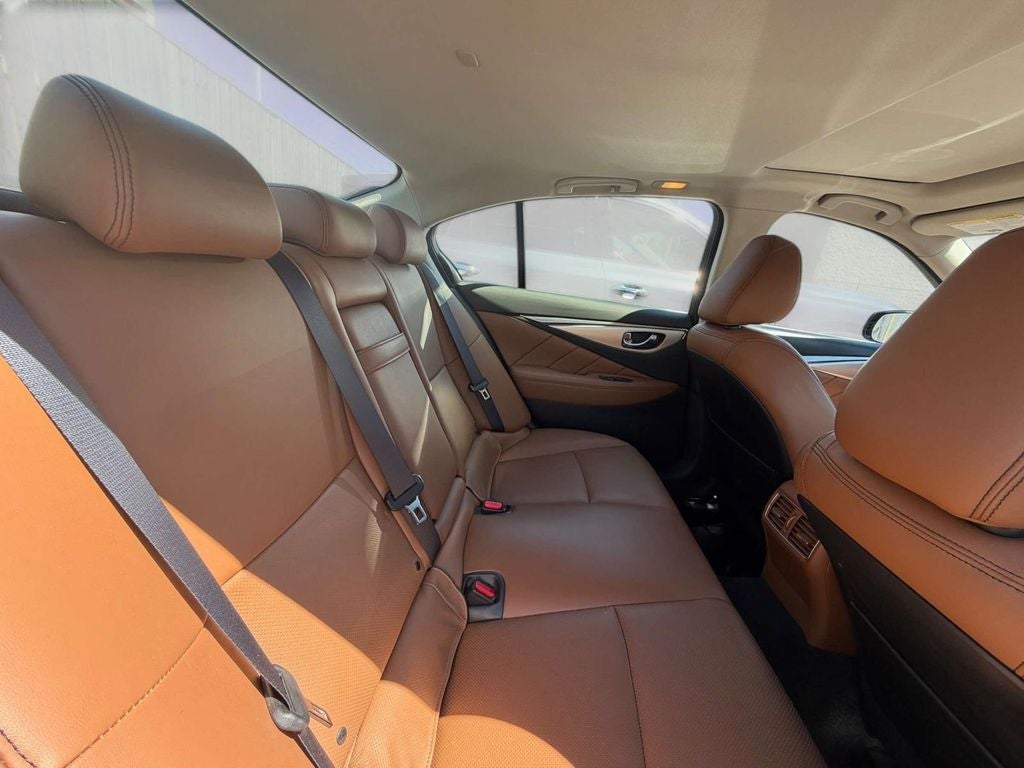 2023 INFINITI Q50 LUXE