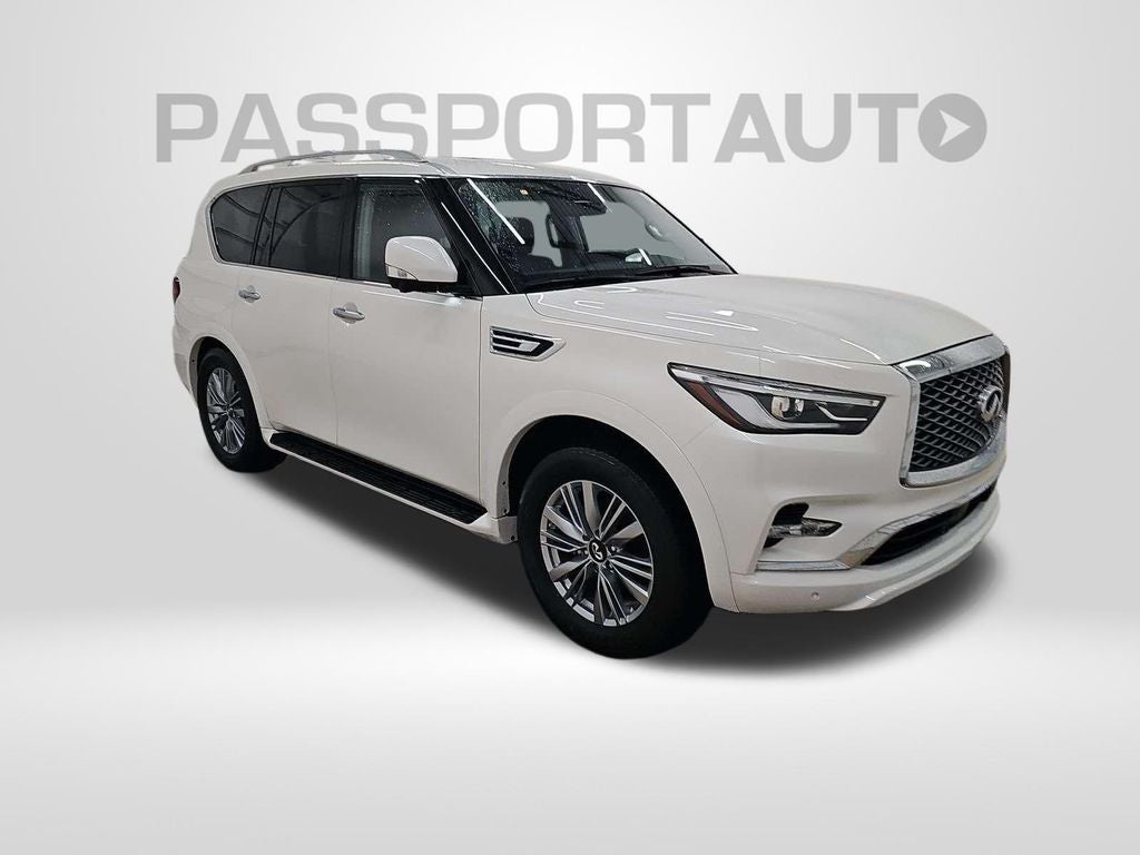 2024 INFINITI QX80 LUXE