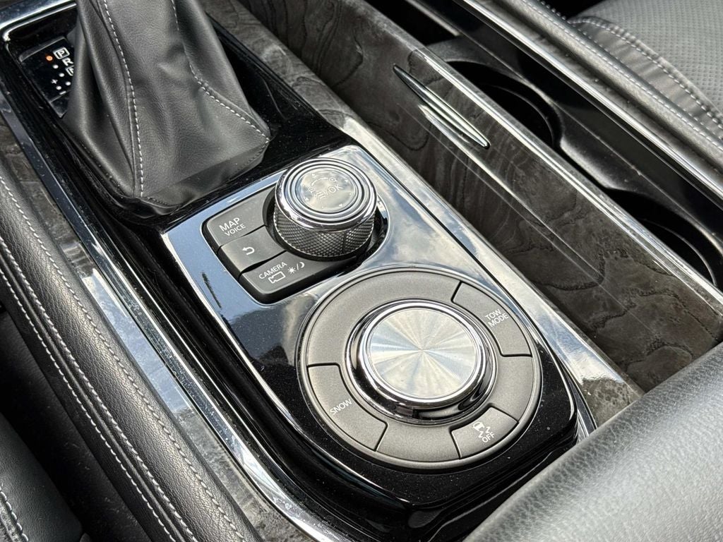 2021 INFINITI QX80 LUXE