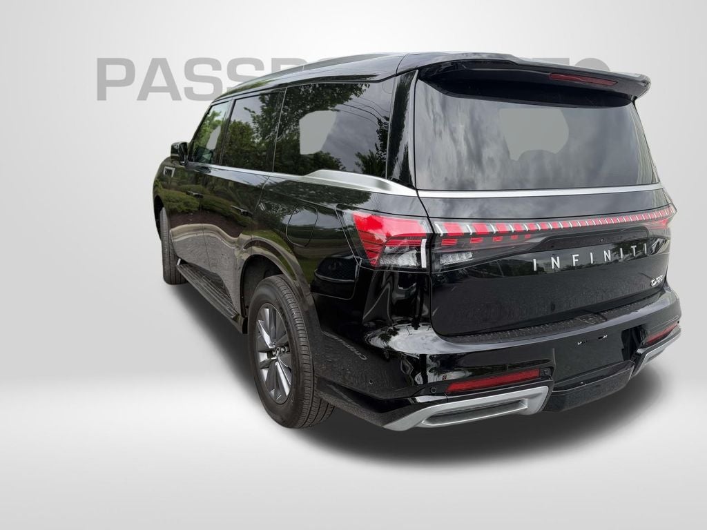 2025 INFINITI QX80 PURE