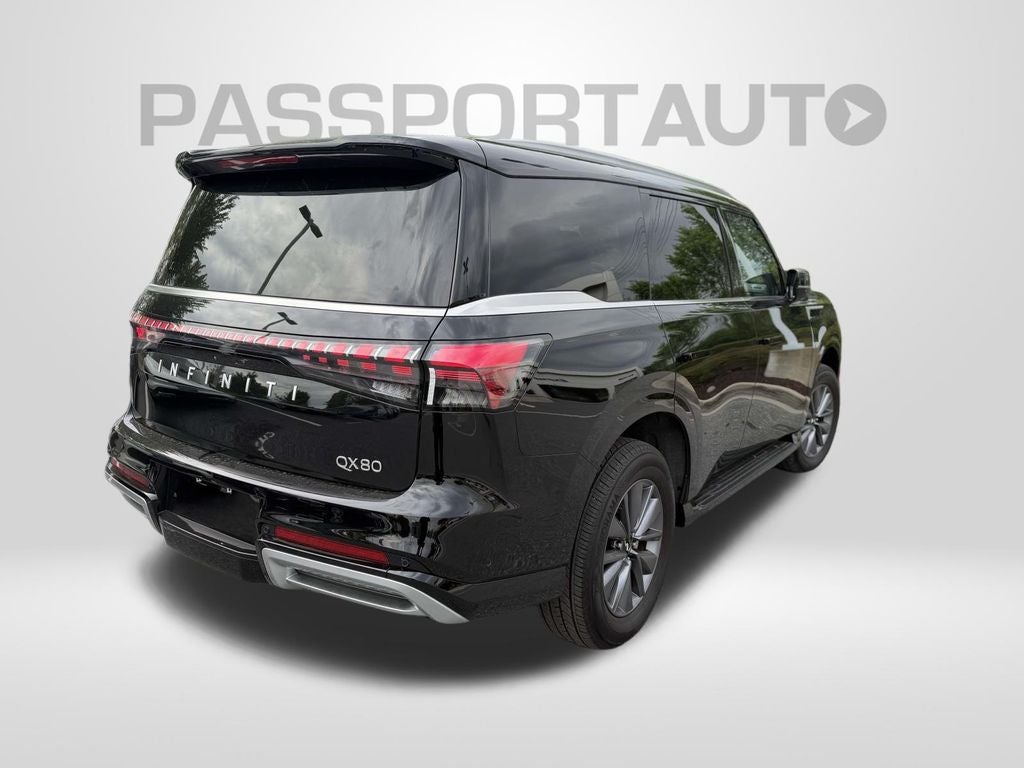 2025 INFINITI QX80 PURE