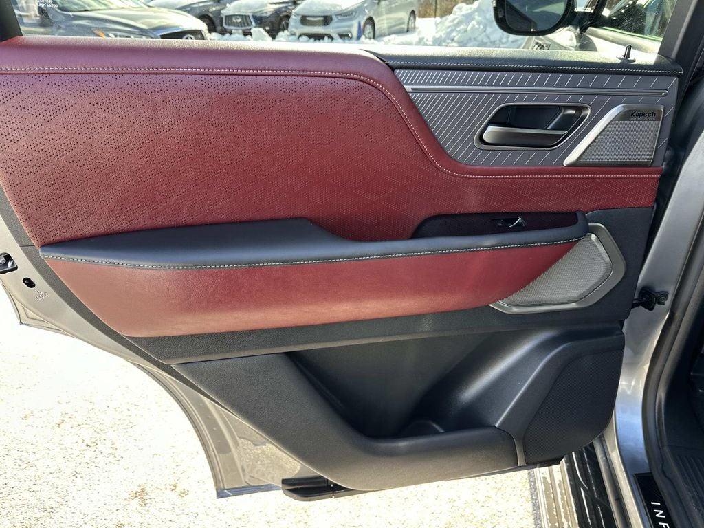 2025 INFINITI QX80 AUTOGRAPH