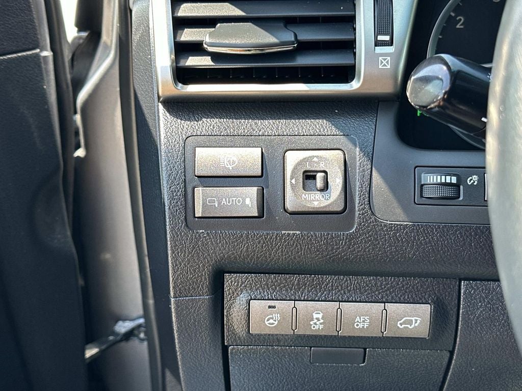 2014 Lexus LX 570