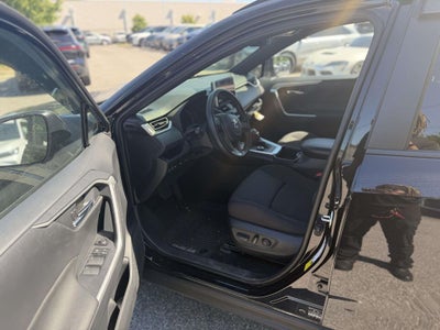 2024 Toyota RAV4 Prime SE