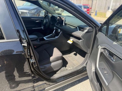 2024 Toyota RAV4 Prime SE