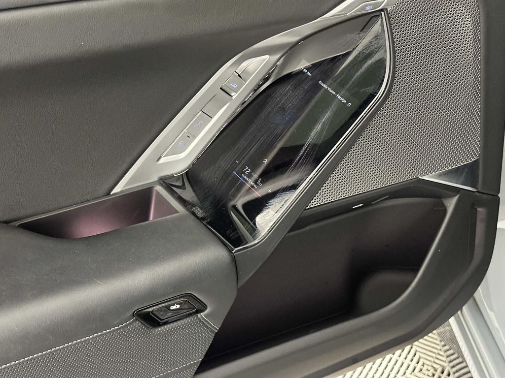 2023 BMW 7 Series 740i