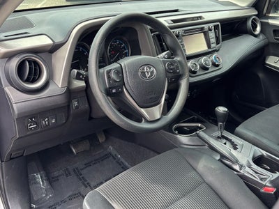 2017 Toyota RAV4 LE