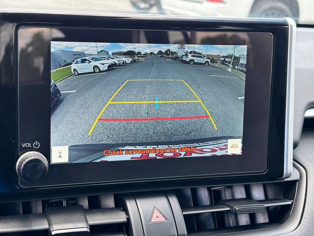 2025 Toyota RAV4 LE