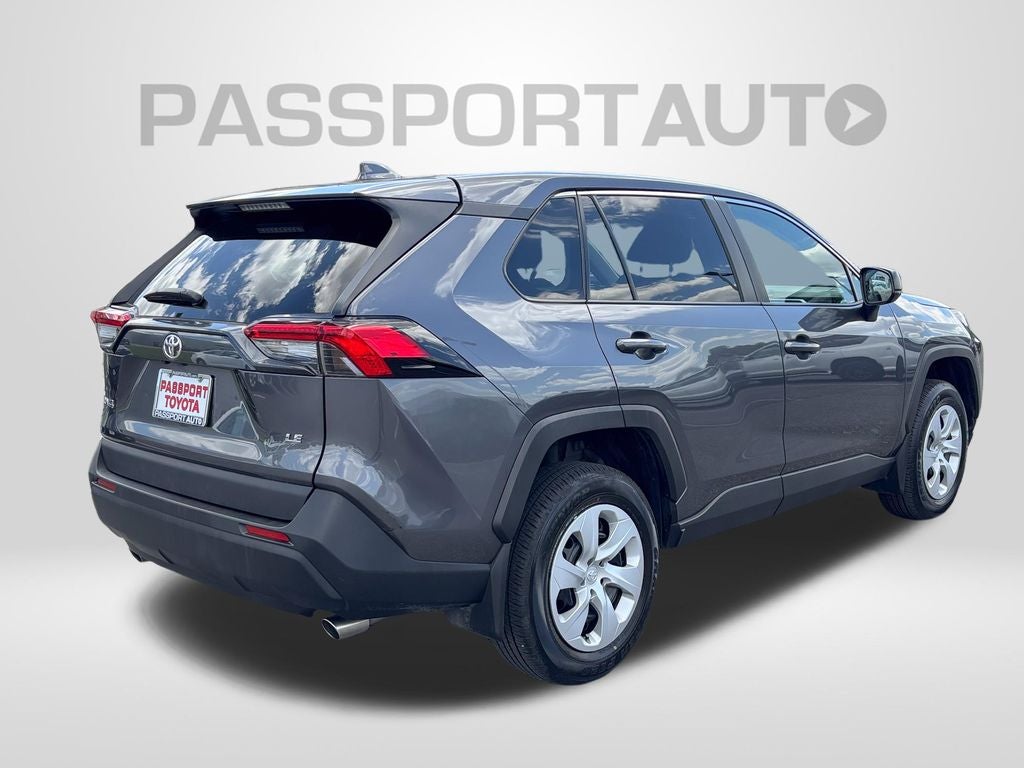 2025 Toyota RAV4 LE