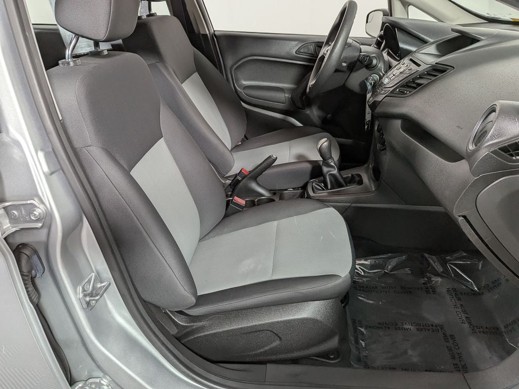 2016 Ford Fiesta S