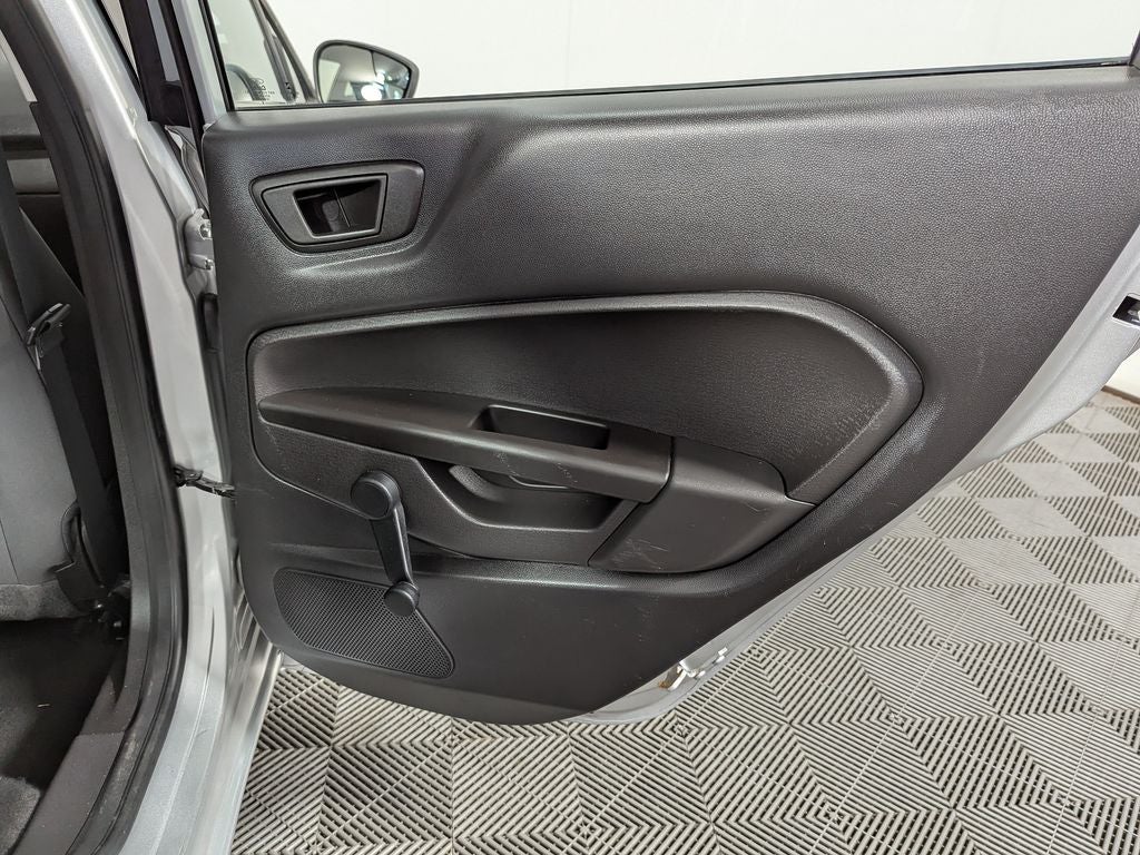 2016 Ford Fiesta S