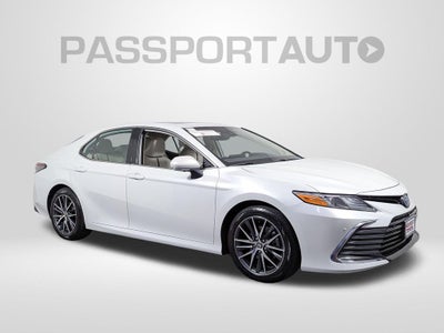 2023 Toyota Camry Hybrid XLE