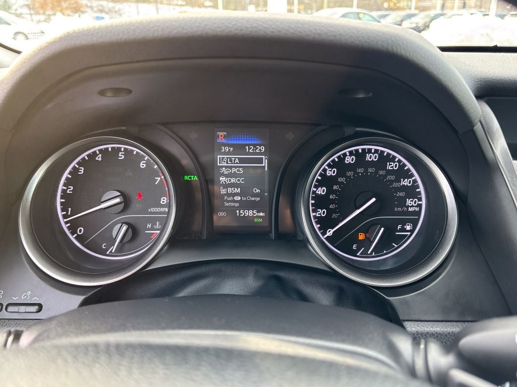 2022 Toyota Camry SE