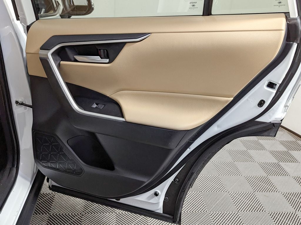 2023 Toyota RAV4 Hybrid XLE Premium