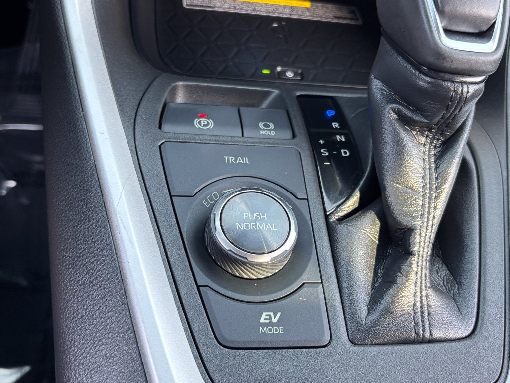2020 Toyota RAV4 Hybrid XSE