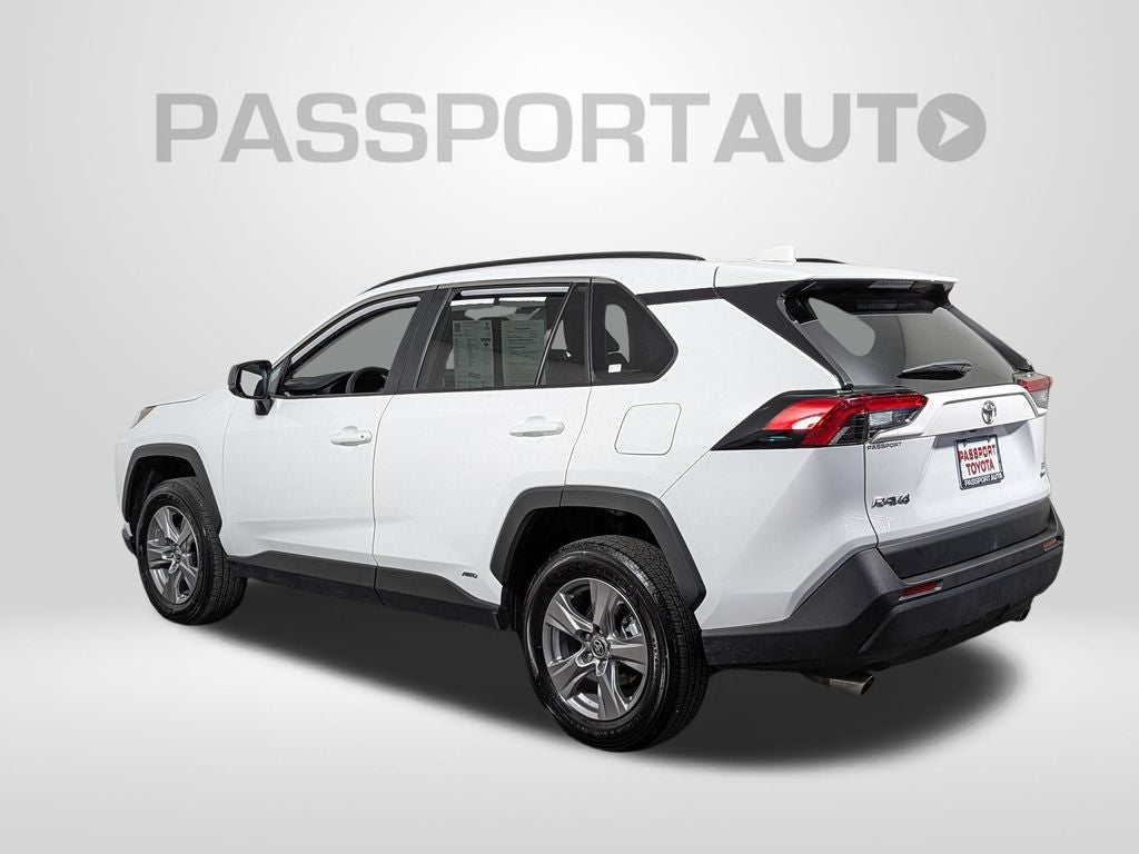 2025 Toyota RAV4 Hybrid LE