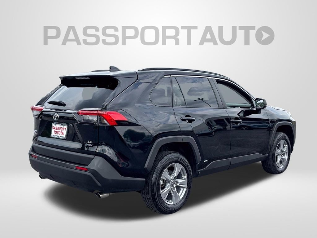 2025 Toyota RAV4 Hybrid LE