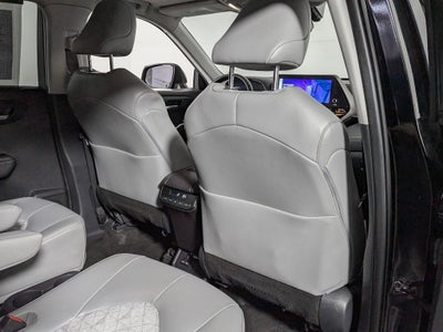 2023 Toyota Highlander Hybrid Bronze Edition