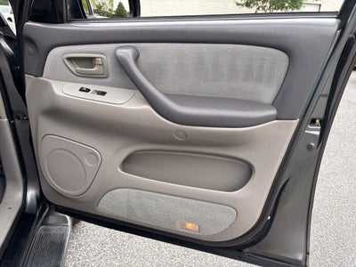 2006 Toyota Sequoia SR5