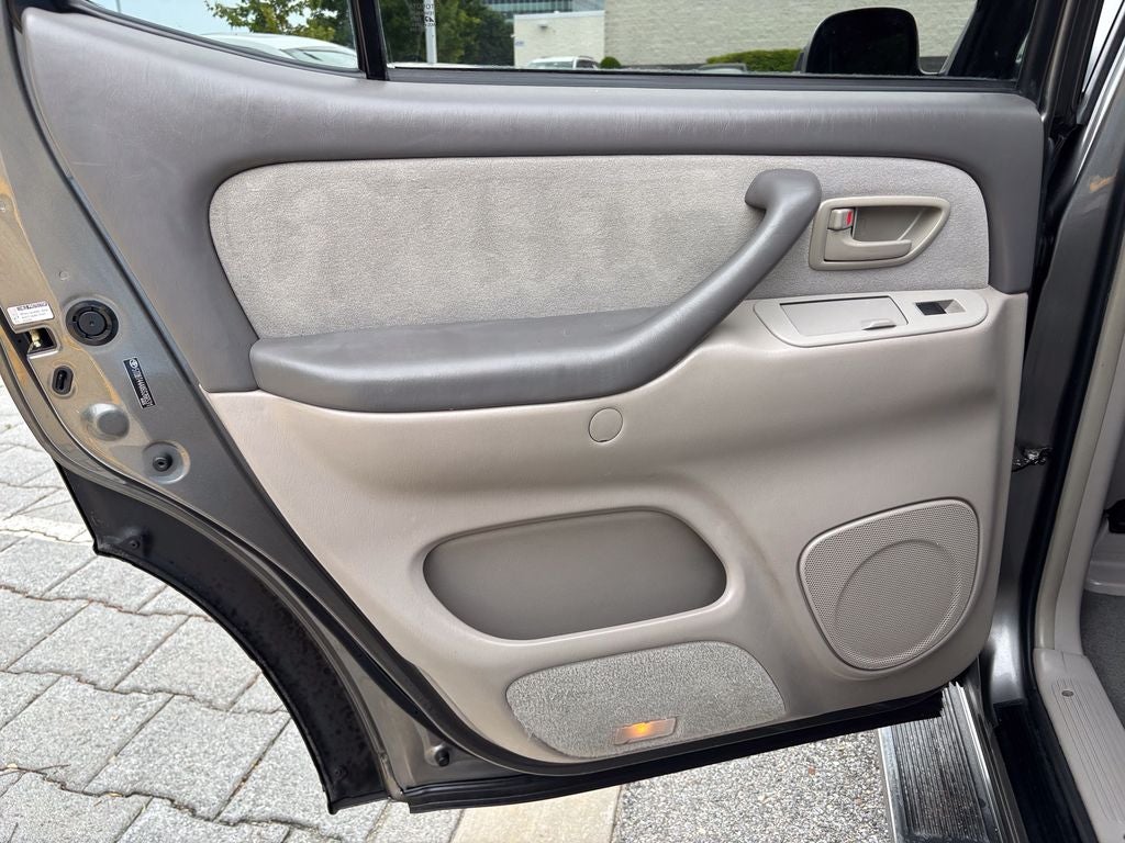 2006 Toyota Sequoia SR5