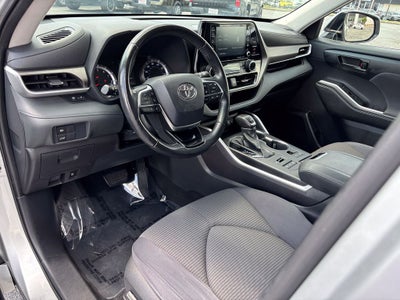2021 Toyota Highlander LE