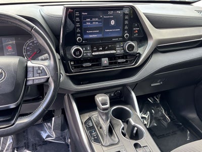 2021 Toyota Highlander LE