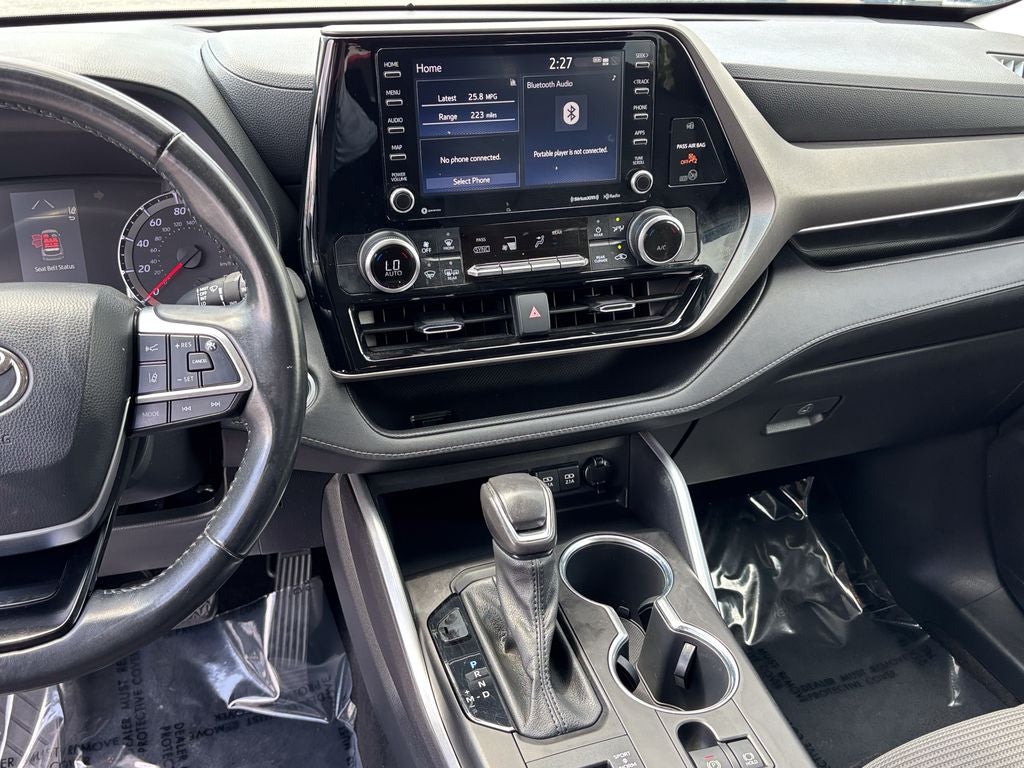 2021 Toyota Highlander LE