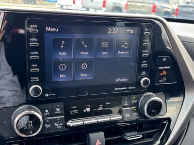 2021 Toyota Highlander LE