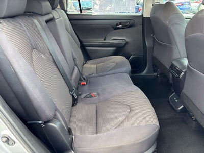 2021 Toyota Highlander LE