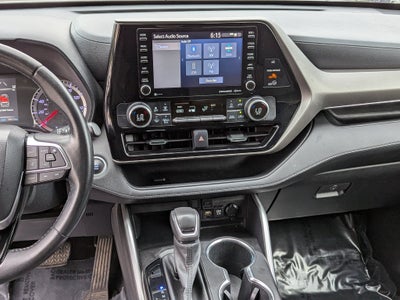 2021 Toyota Highlander LE