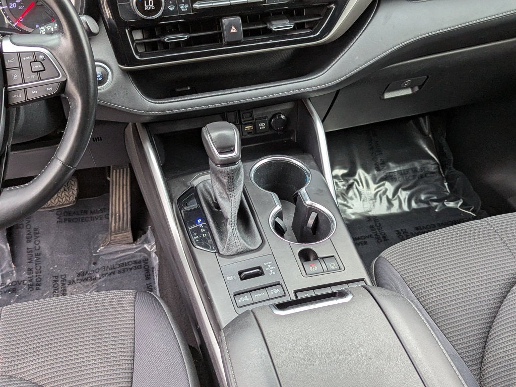 2021 Toyota Highlander LE