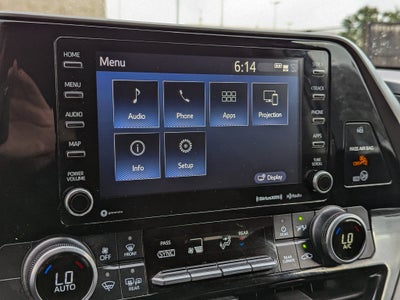2021 Toyota Highlander LE