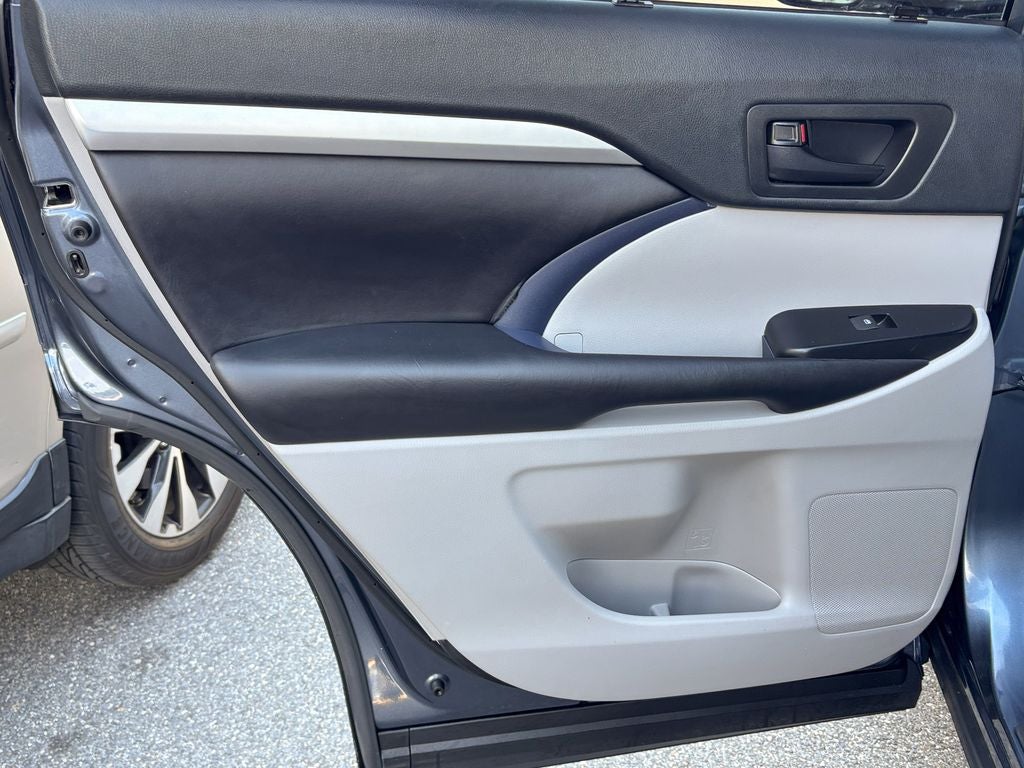 2019 Toyota Highlander LE Plus