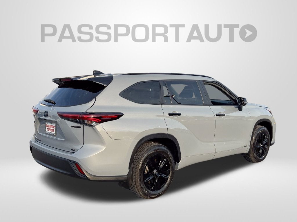 2024 Toyota Highlander Hybrid XLE