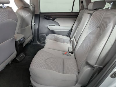 2023 Toyota Highlander LE