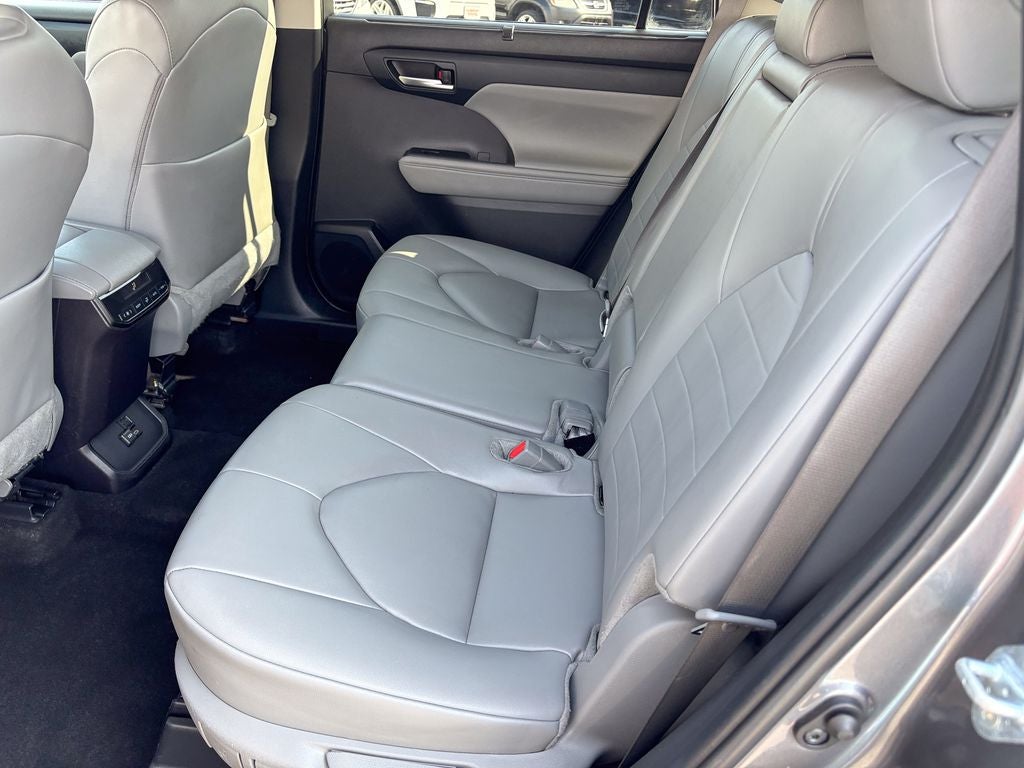 2024 Toyota Highlander XLE