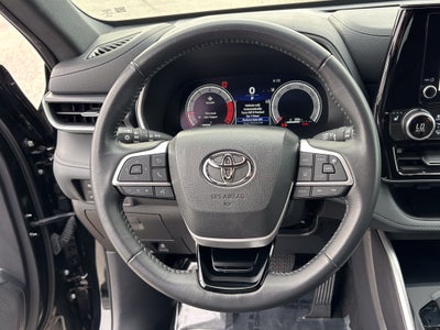 2025 Toyota Highlander XSE