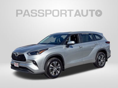 2025 Toyota Highlander XLE