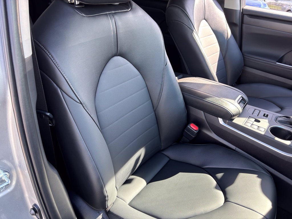 2025 Toyota Highlander XLE