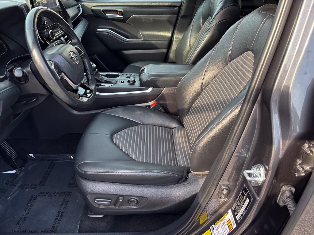 2025 Toyota Highlander XSE