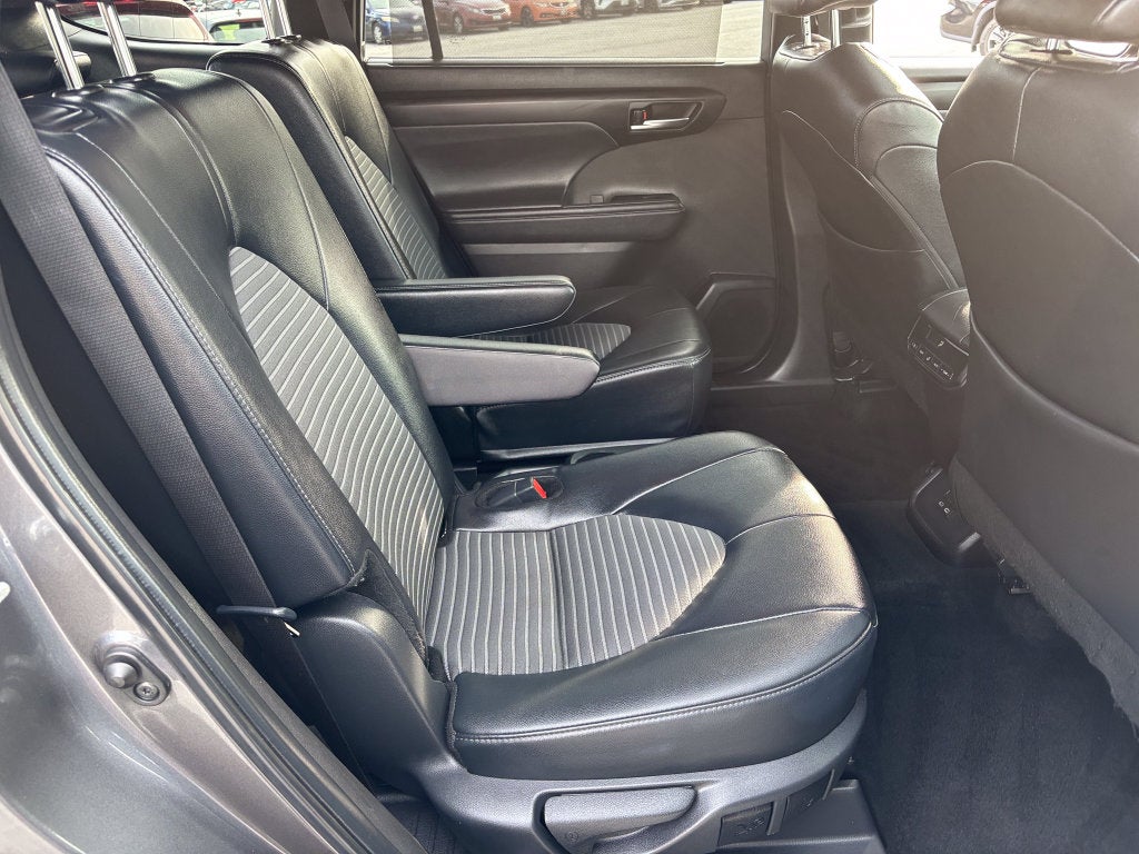 2025 Toyota Highlander XSE